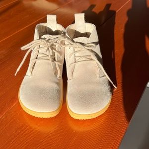 VIVOBAREFOOT GOBI III  WOMENS  SIZE 38